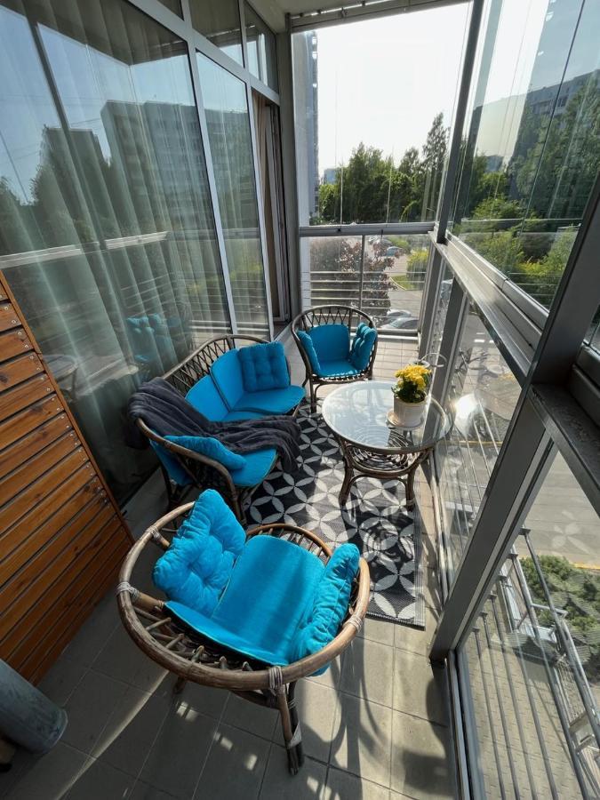 Lovely Apartments In Imanta With Free Parking Riga Bagian luar foto